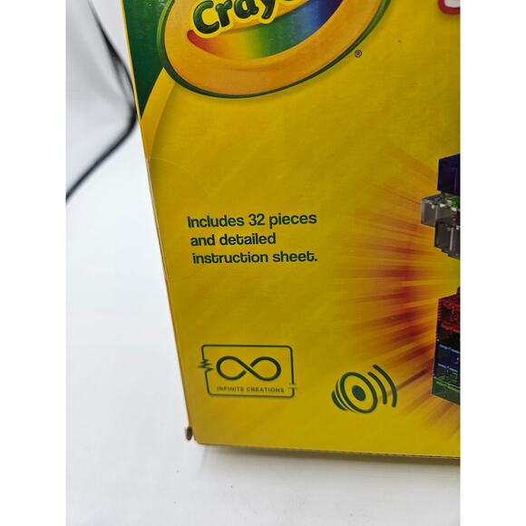 Crayola 32 Pieces 3D Dancing Light Sculptures Building Blocks Age 5+ New - Picture 3 of 7